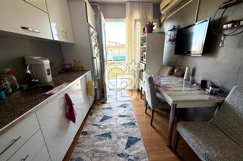 Salihli Gaziler Mahallesi'nde Ara Kat Asansörlü 3+1 Daire