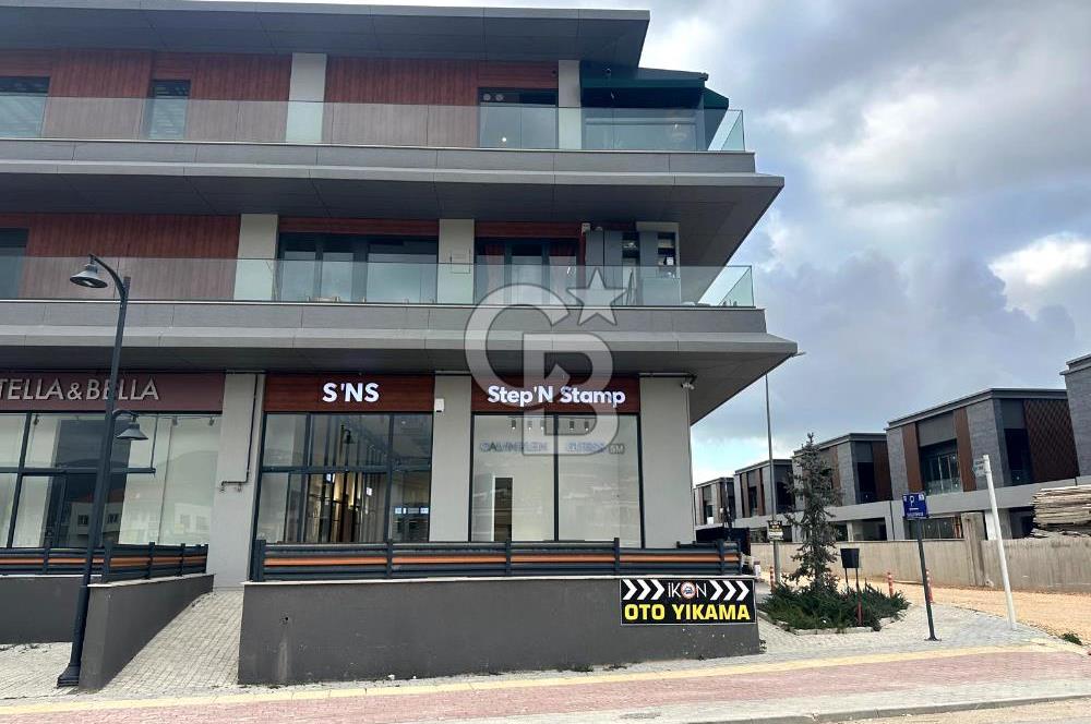 CB BLACK'TEN GÜMÜŞTEPE İKON YAŞAM MERKEZİN'DE KİRALIK DÜKKAN