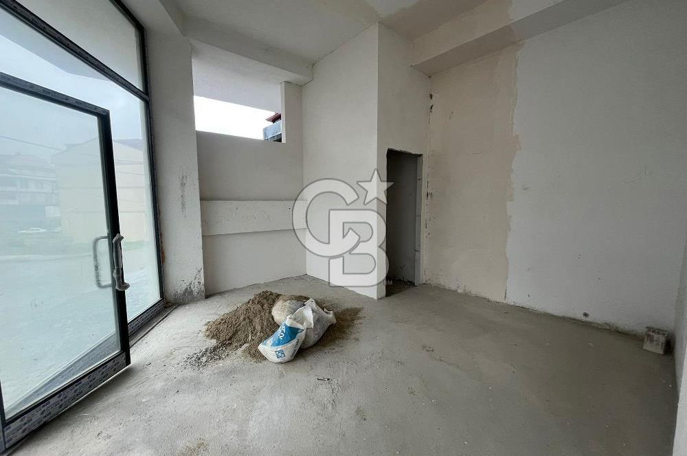 Arnavutköy Nenehatun'da Sıfır, Köşe Başlı 2 Katlı Dükka