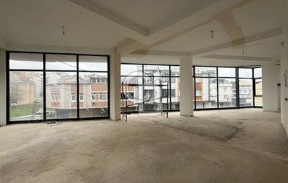 Arnavutköy Nenehatun'da Sıfır, Köşe Başlı 2 Katlı Dükka