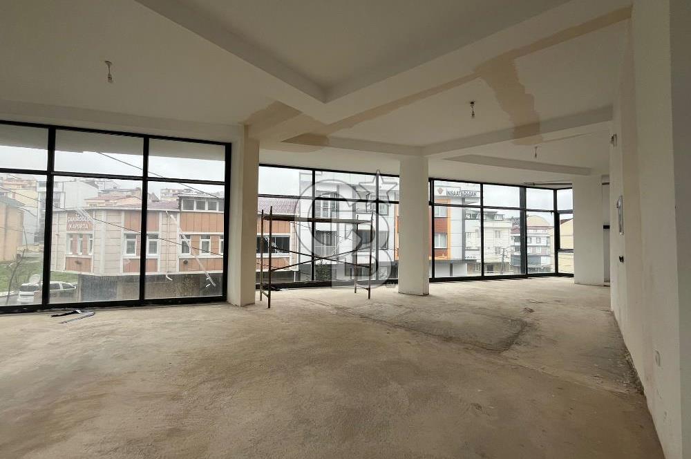 Arnavutköy Nenehatun'da Sıfır, Köşe Başlı 2 Katlı Dükka