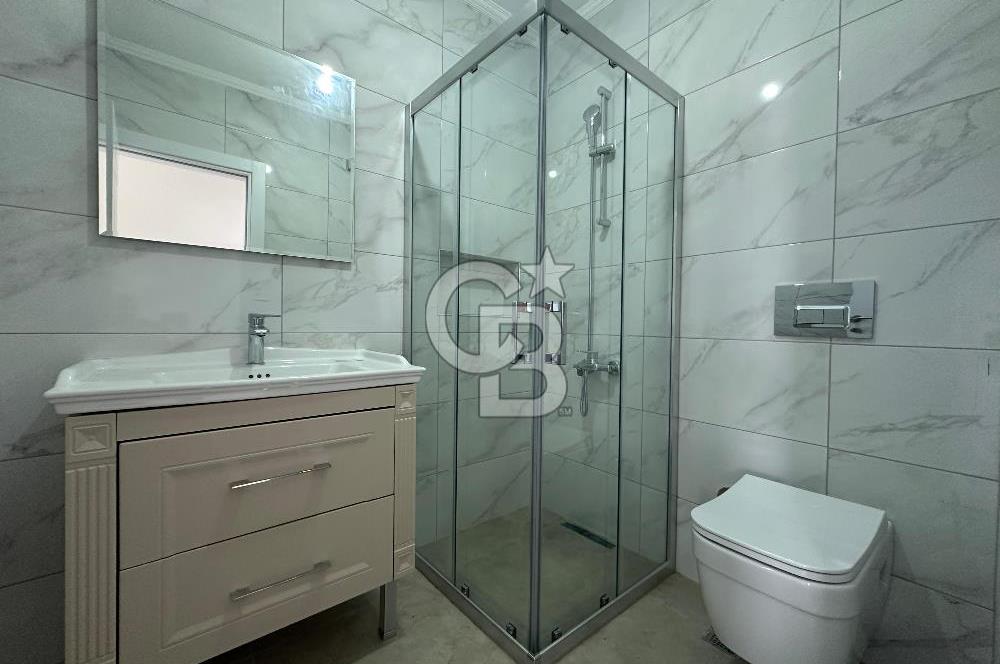 Çeşme Boyalıkta 400 m² Geniş Kullanımlı Satılık Dubleks Villa