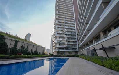 Bornova Yeşilova'da Kiralık Eşyalı 3+1 Lüks Site Dairesi