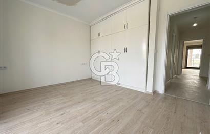 Çeşme Boyalıkta 400 m² Geniş Kullanımlı Satılık Dubleks Villa