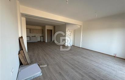 ÇANAKKALE MERKEZ SARAYCIK KÖYÜNDE SATILI 4+1 VİLLA