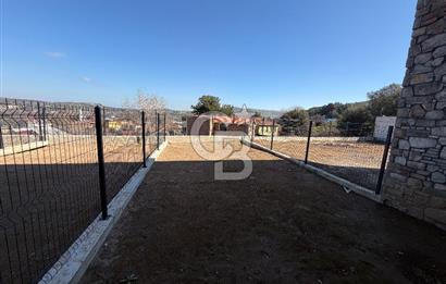 ÇANAKKALE MERKEZ SARAYCIK KÖYÜNDE SATILI 4+1 VİLLA