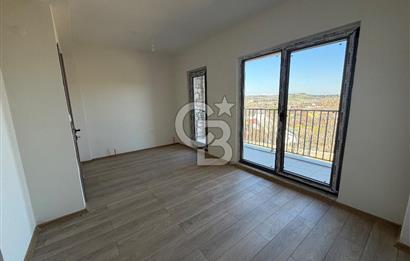 ÇANAKKALE MERKEZ SARAYCIK KÖYÜNDE SATILI 4+1 VİLLA