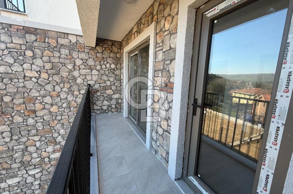 ÇANAKKALE MERKEZ SARAYCIK KÖYÜNDE SATILI 4+1 VİLLA