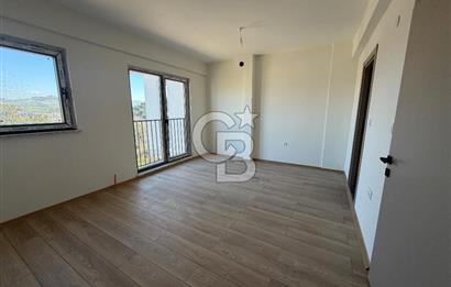 ÇANAKKALE MERKEZ SARAYCIK KÖYÜNDE SATILI 4+1 VİLLA