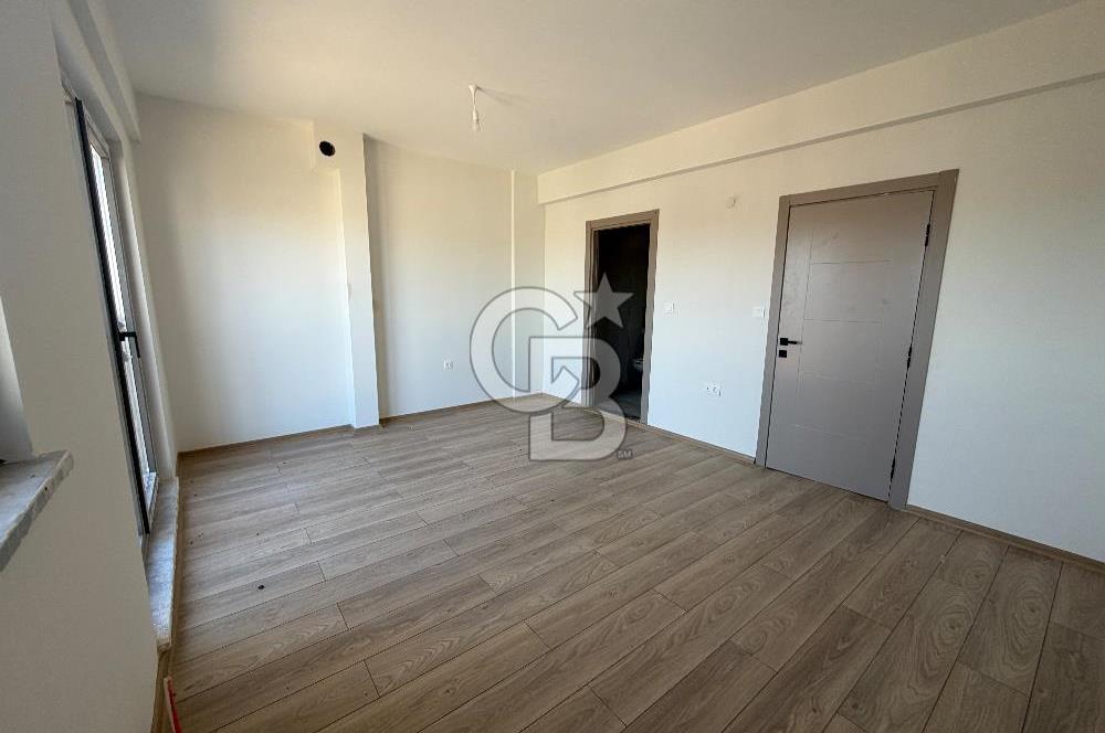 ÇANAKKALE MERKEZ SARAYCIK KÖYÜNDE SATILI 4+1 VİLLA