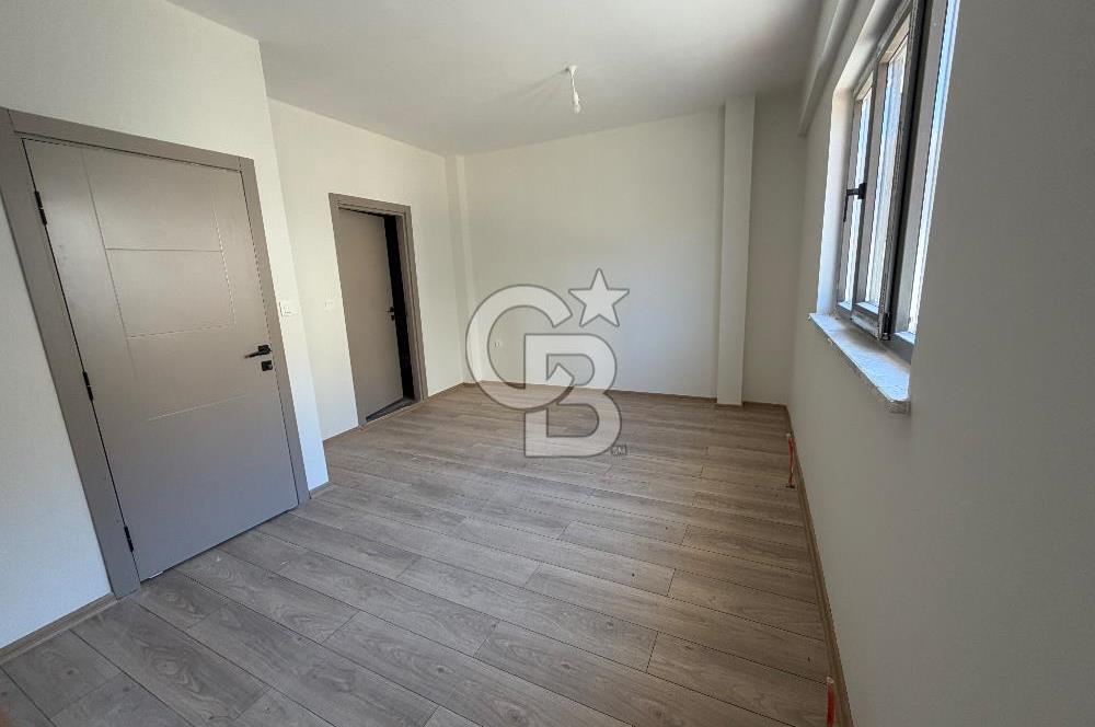 ÇANAKKALE MERKEZ SARAYCIK KÖYÜNDE SATILI 4+1 VİLLA