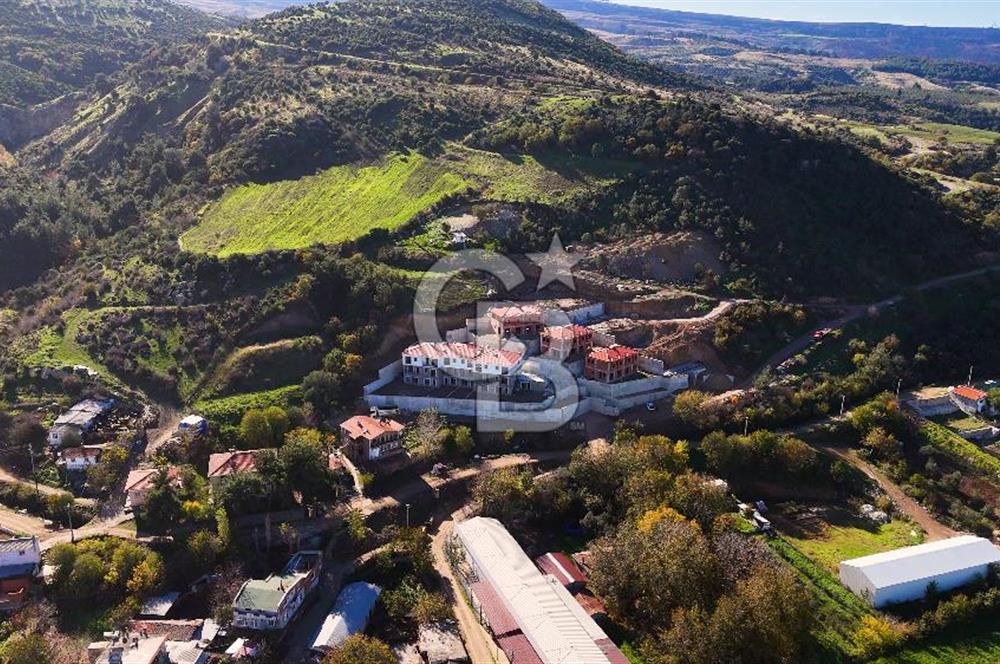 ÇANAKKALE MERKEZ SARAYCIK KÖYÜNDE SATILI 4+1 VİLLA