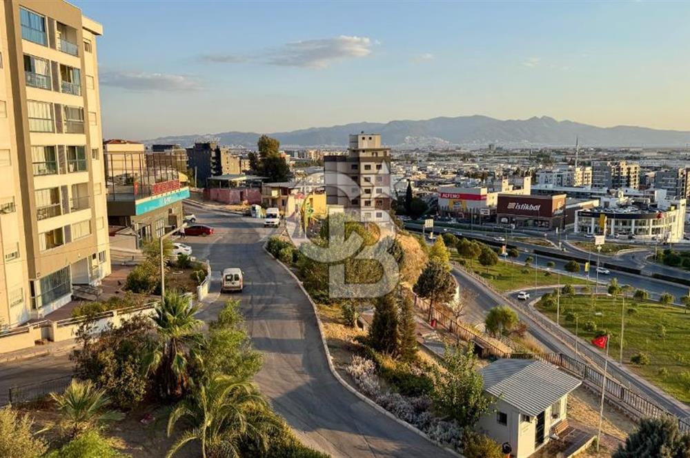 İzmir Çiğli Esentepe'de Kiralık Eşyalı 3+1 Daire