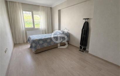 İzmir Çiğli Esentepe'de Kiralık Geniş 3+1 Daire