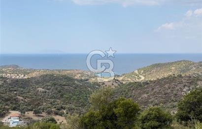 Foça Sazlıca Mevkiinde Satılık Deniz Manzaralı Arsa