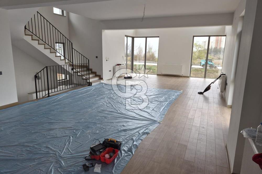 BİLKENT 3'TE YABANCIYA TAM MÜSTAKİL KİRALIK VİLLA