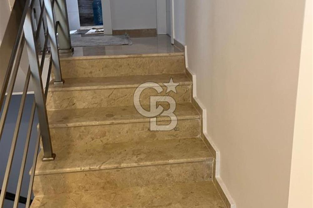 GÖLBAŞI SARAYBOSNA SİTESİ’NDE SATILIK  LÜKS 6+1 VİLLA