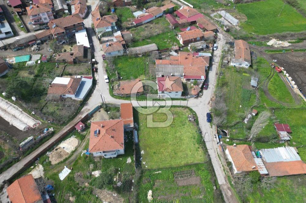 Çanakkale Yenice Pazarköy Köyünde Satılık 739 M² Arsa !