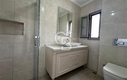 Çeşme Boyalıkta 400 m² Geniş Kullanımlı Satılık Dubleks Villa