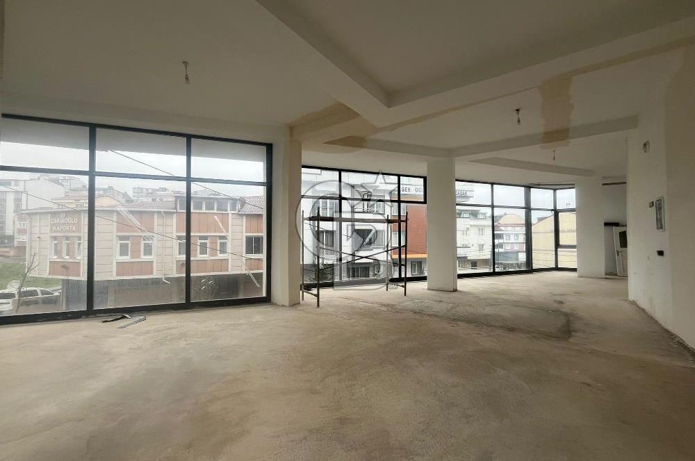 Arnavutköy Nenehatun'da Sıfır, Köşe Başlı 2 Katlı Dükka