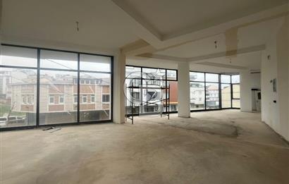 Arnavutköy Nenehatun'da Sıfır, Köşe Başlı 2 Katlı Dükka