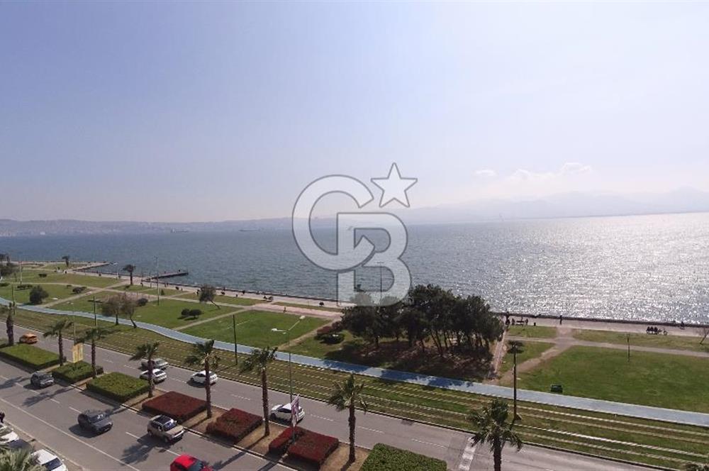İzmir Bostanlı Yalı Trademark Yıllar Apt. Satılık 2+1 100 m² Daire
