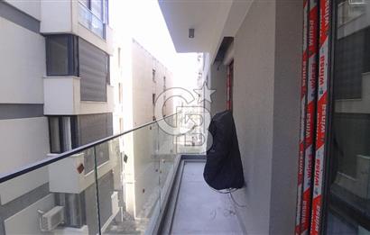 İzmir Bostanlı Yalı Trademark Yıllar Apt. Satılık 2+1 100 m² Daire