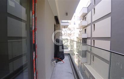 İzmir Bostanlı Yalı Trademark Yıllar Apt. Satılık 2+1 100 m² Daire