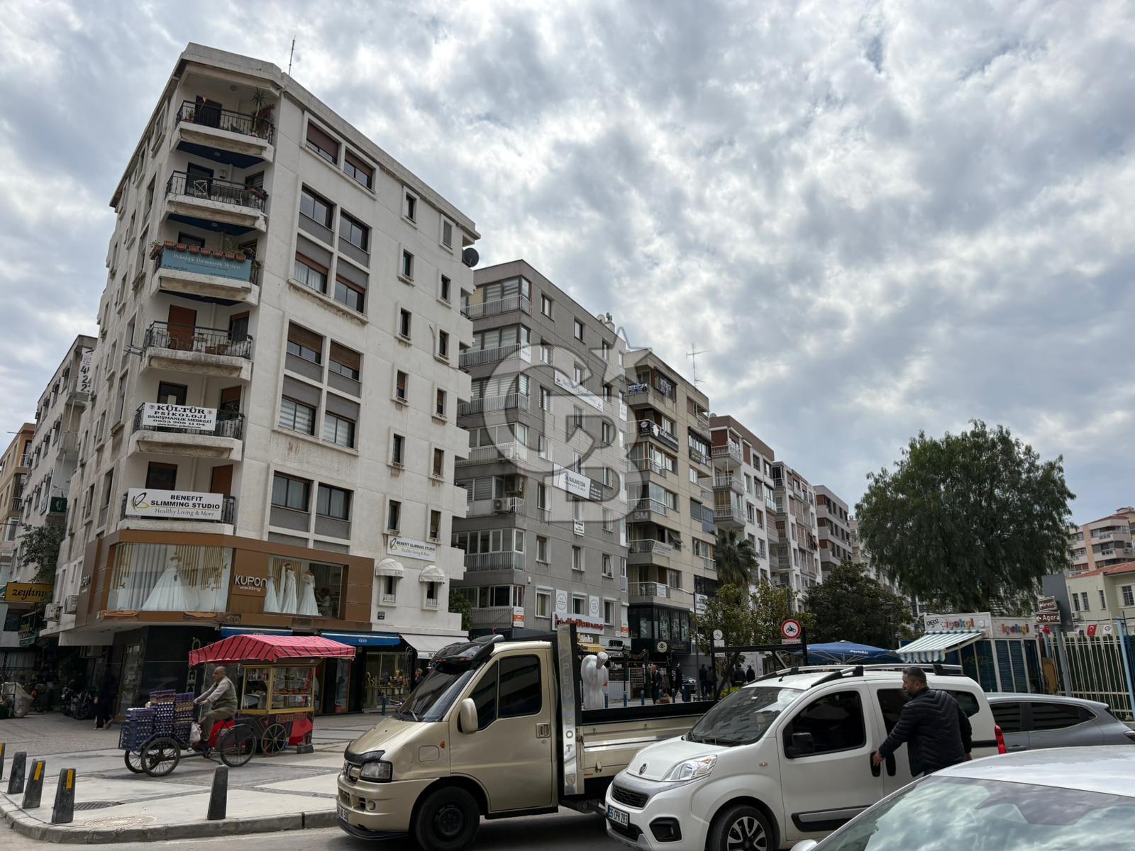 Alsancak Dominik'te Devren Kiralık Sağlıklı Yaşam Merkezi