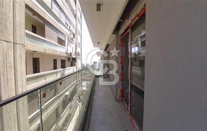 İzmir Bostanlı Yalı Trademark Yıllar Apt. Satılık 2+1 100 m² Daire