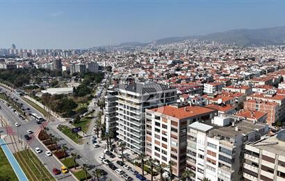 İzmir Bostanlı Yalı Trademark Yıllar Apt. Satılık 2+1 100 m² Daire