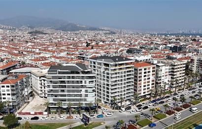 İzmir Bostanlı Yalı Trademark Yıllar Apt. Satılık 2+1 100 m² Daire