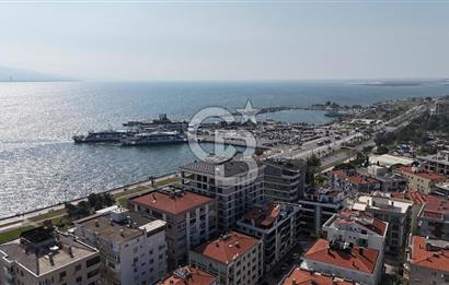 İzmir Bostanlı Yalı Trademark Yıllar Apt. Satılık 2+1 100 m² Daire