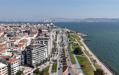 İzmir Bostanlı Yalı Trademark Yıllar Apt. Satılık 2+1 100 m² Daire