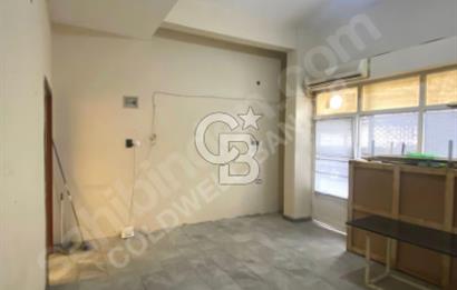 ATA CADDESİNE 90 METRE MESAFEDE KİRALIK DÜKKAN