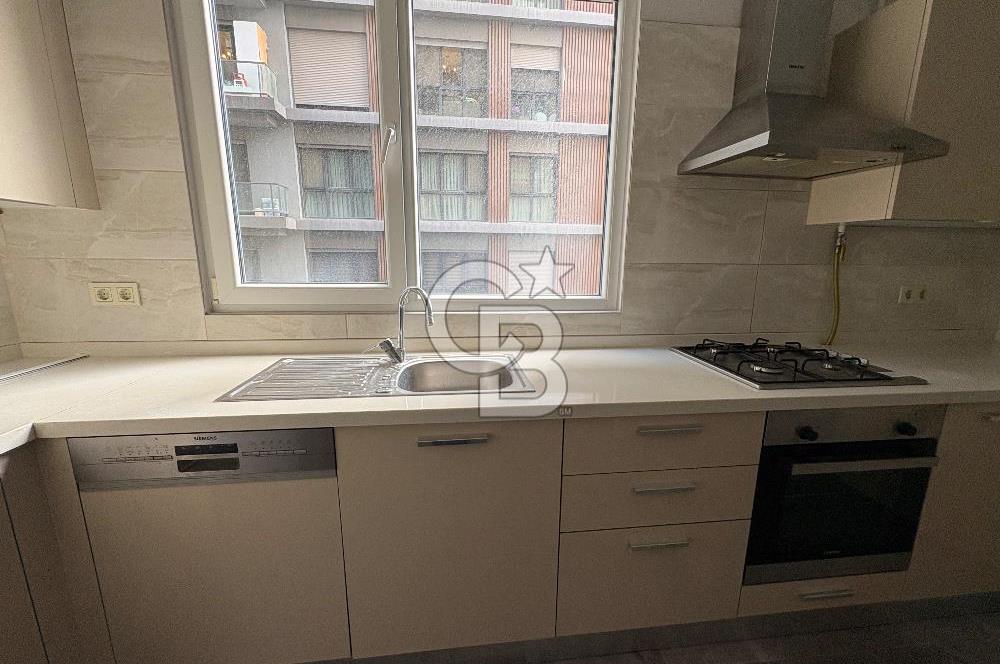 ERENKÖY IŞIKLARDA KİRALIK LÜKS DAİRE