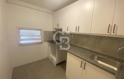 Bostanlı Mah.’de Kapalı Mutfak Tadilatlı 2+1 Kiralık Daire