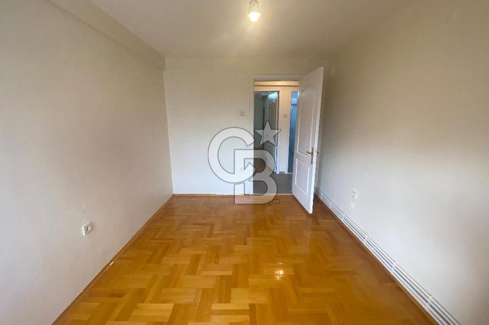 Bostanlı Mah.’de Kapalı Mutfak Tadilatlı 2+1 Kiralık Daire
