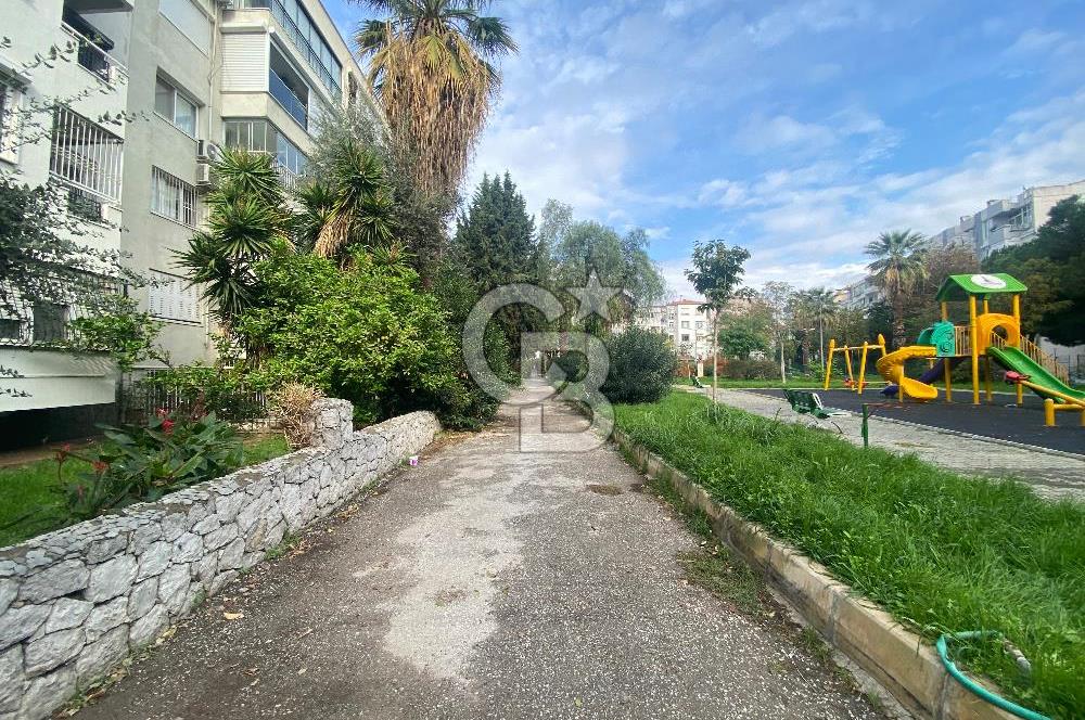 Bostanlı Mah.’de Kapalı Mutfak Tadilatlı 2+1 Kiralık Daire