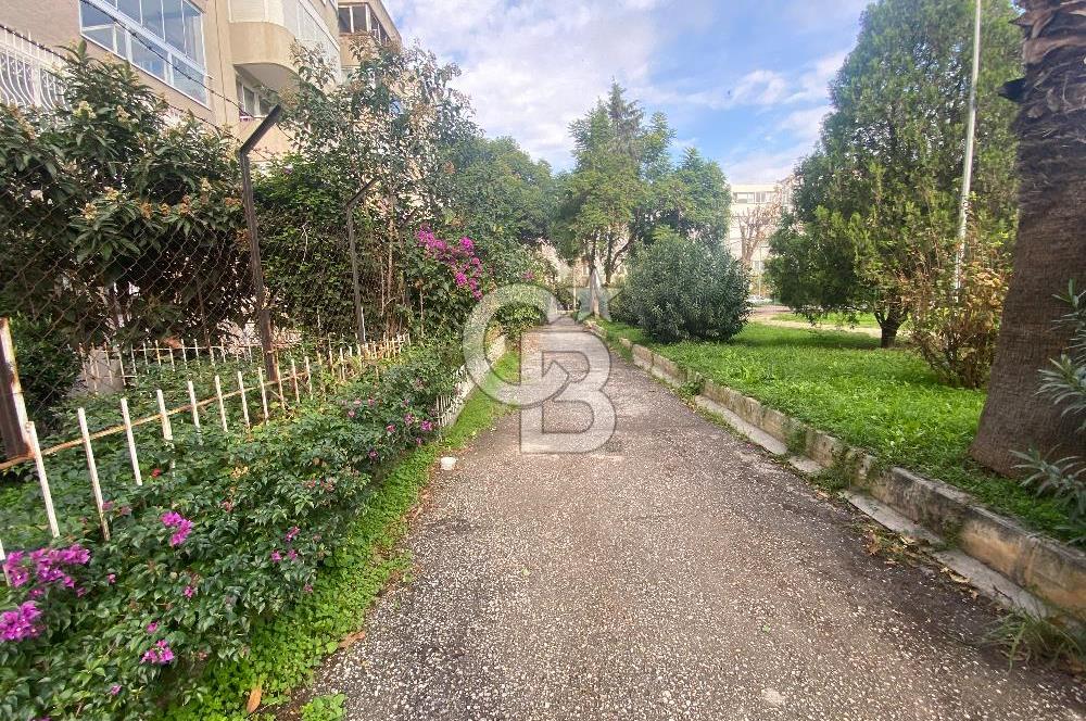 Bostanlı Mah.’de Kapalı Mutfak Tadilatlı 2+1 Kiralık Daire