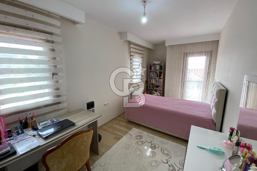 KUŞADASI SOĞUCAKTA SELCUK DENGE SİTESİ 5+2 TRİPLEKS VİLLA