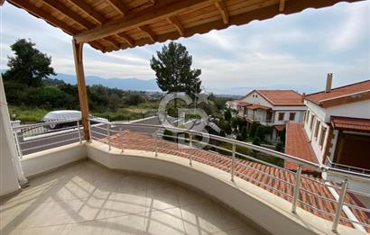 KUŞADASI SOĞUCAKTA SELCUK DENGE SİTESİ 5+2 TRİPLEKS VİLLA