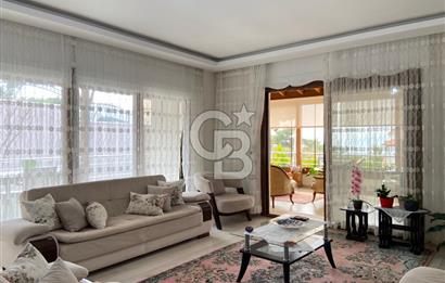 KUŞADASI SOĞUCAKTA SELCUK DENGE SİTESİ 5+2 TRİPLEKS VİLLA