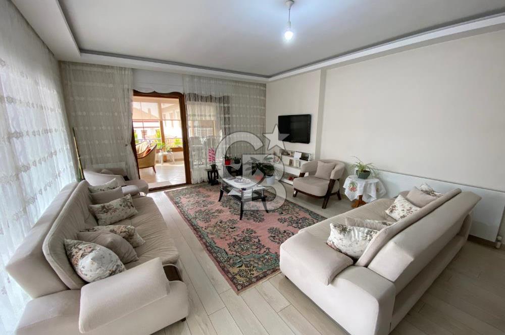 KUŞADASI SOĞUCAKTA SELCUK DENGE SİTESİ 5+2 TRİPLEKS VİLLA