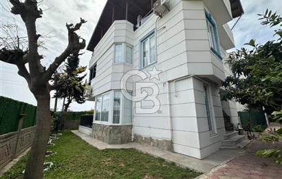 Larakent Sitesinde Köşe Konum Havuzlu Tribleks 