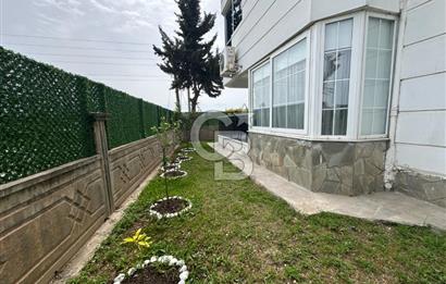 Larakent Sitesinde Köşe Konum Havuzlu Tribleks 