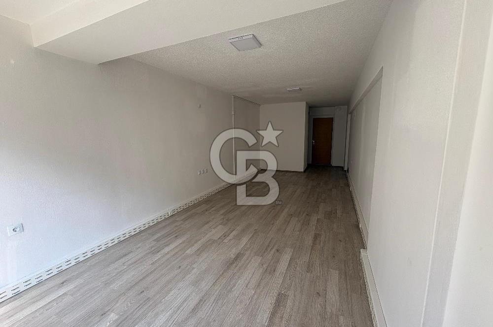KARŞIYAKADA KİRALIK OFİS