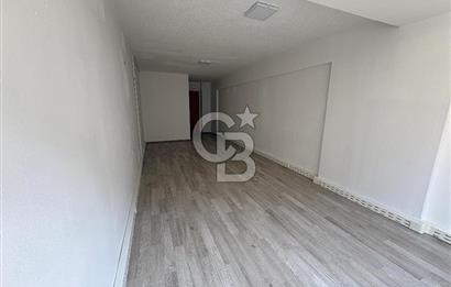 KARŞIYAKADA KİRALIK OFİS