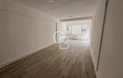 KARŞIYAKADA KİRALIK OFİS