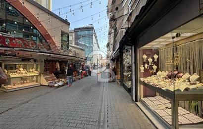 KARŞIYAKADA KİRALIK OFİS